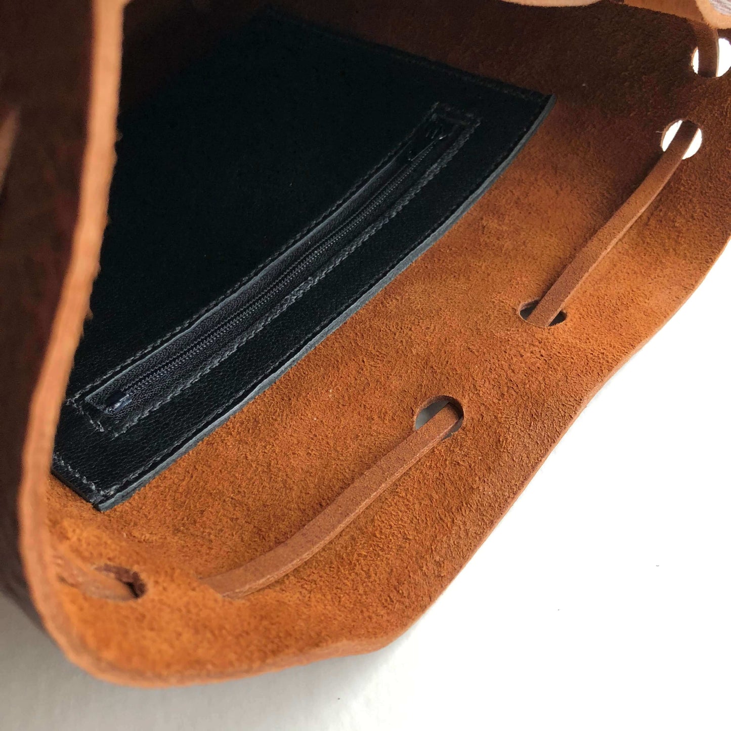 Nomad Maxi Leather Bucket Bag in Black or Tan CARV