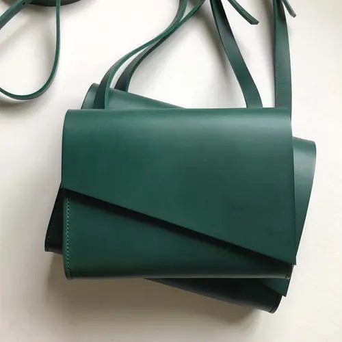 Why Leather Bags Are the Ultimate Accessory
