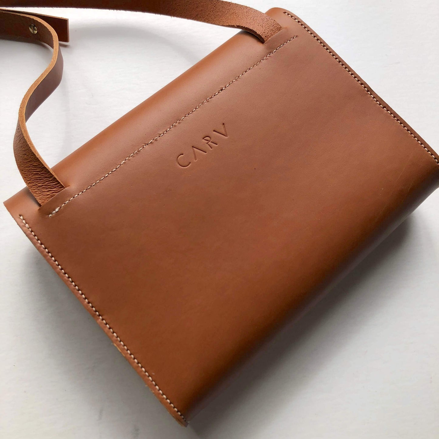 Pioneer Midi Tan Leather Crossbody Bag CARV