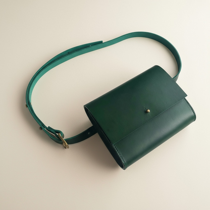 Sedna Green Leather Bum Bag CARV